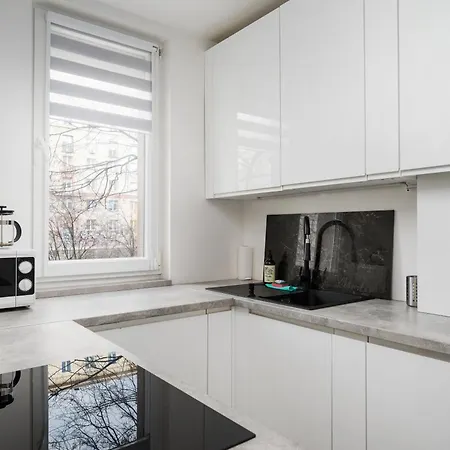 Apartment Plac Zbawiciela Modern Warsaw