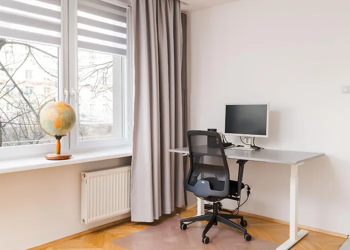 Apartament Plac Zbawiciela Modern By Bookinghost *