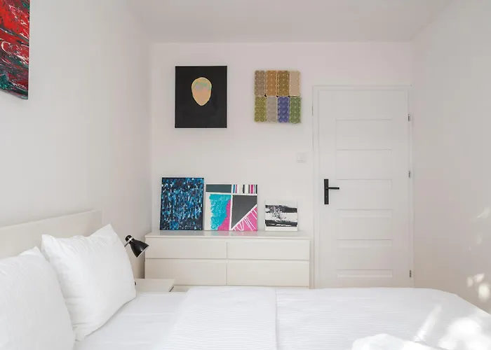 Plac Zbawiciela Modern By Bookinghost Apartament Warszawa